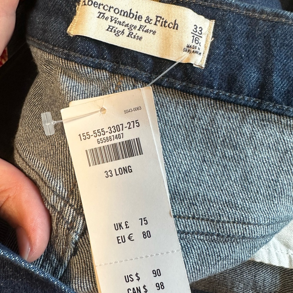 Abercrombie & Fitch Men’s Dark Blue Straight-Leg Jeans - Picture 2 of 4